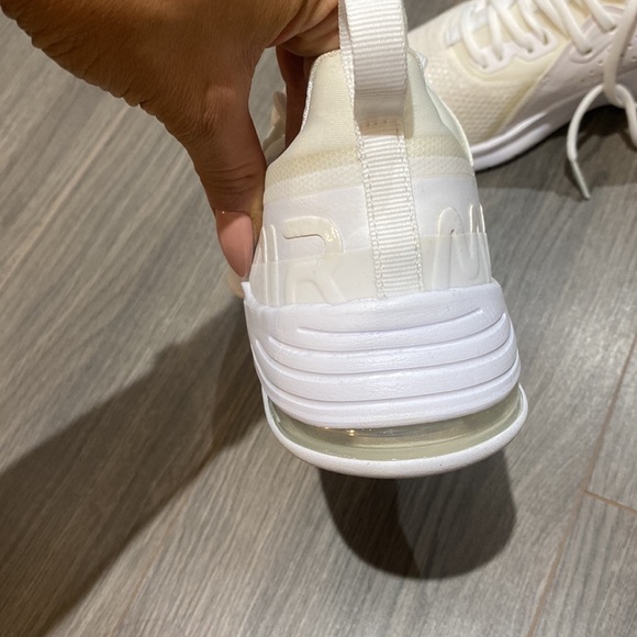 BRAND NEW Nike Women's Air Max Bella TR 3 Training Shoes - Picture 9 of 11